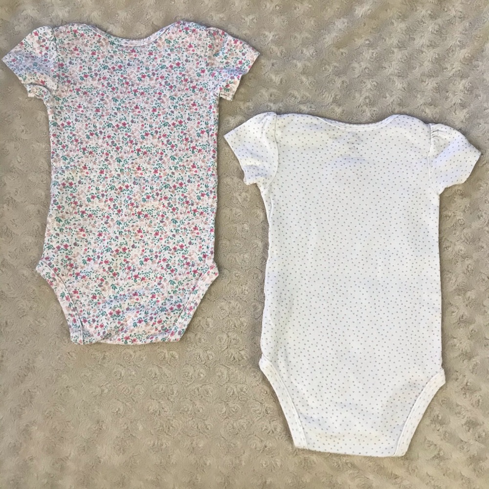 Carter’s Bodysuit Bundle Size 12 Months Pink White Floral Hearts - Picture 4 of 5
